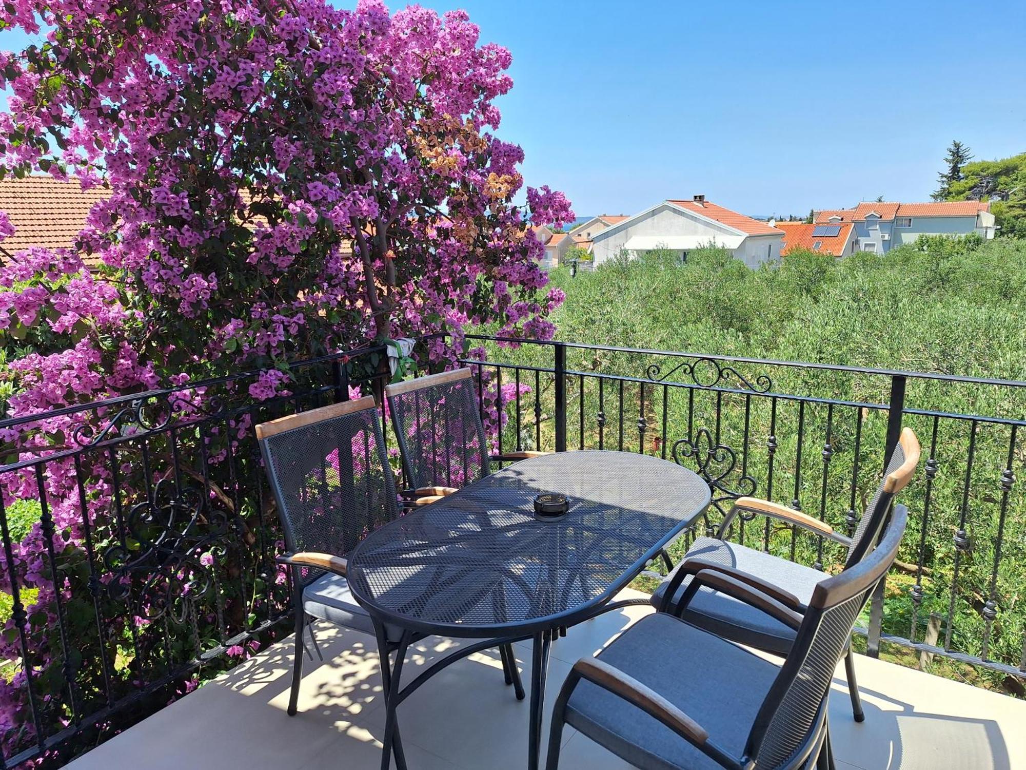 Apartments Vodopija 300M To The Beach Sveti Filip i Jakov Luaran gambar